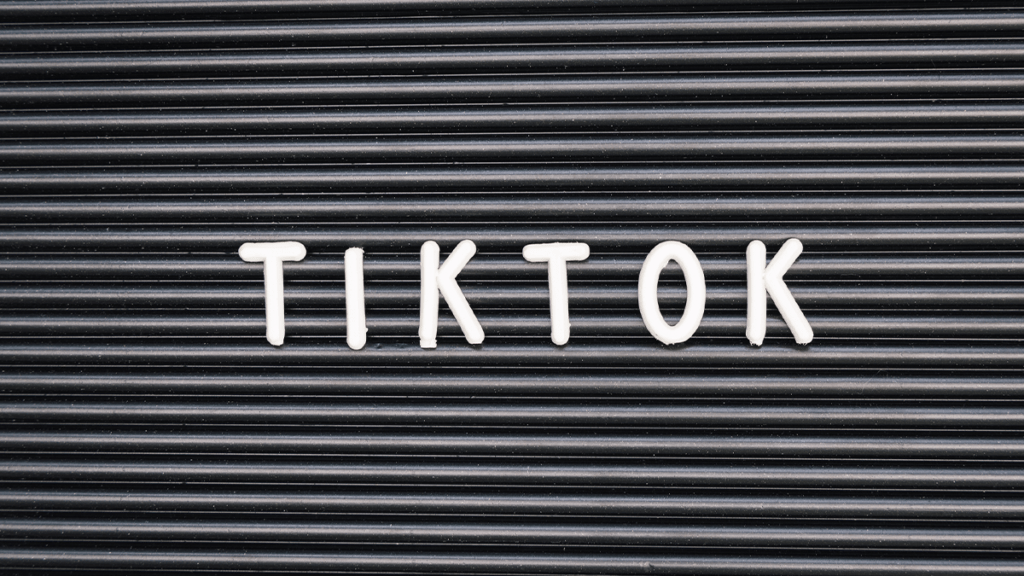 Imagem ilustrativa TikTok - Foto de tomeversley